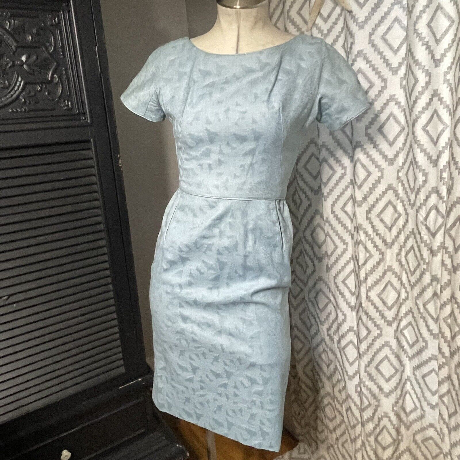 Vintage 1950\'s Blue Wiggle Cocktail Dress 32\