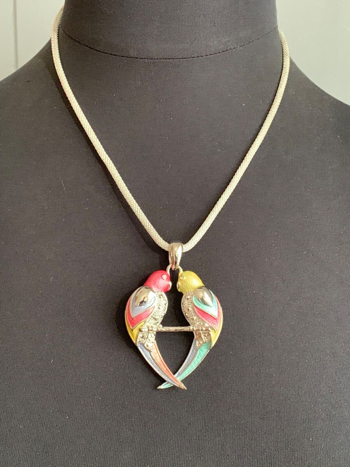 Charming French Designer Necklace - Parrots with multicoloured Enamel 18\
