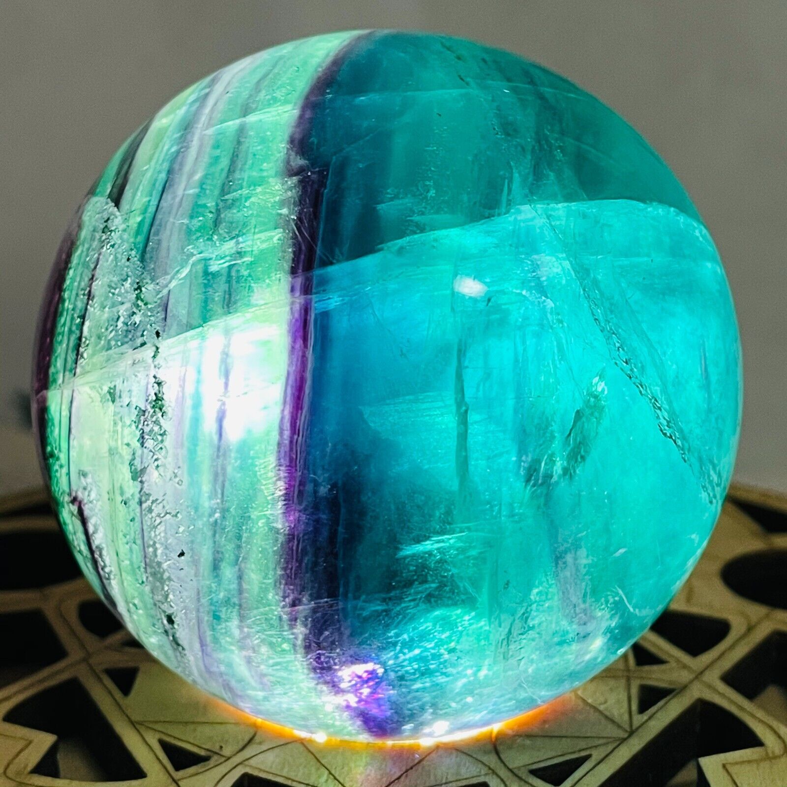 550g Natural Blue Green Purple Fluorite Quartz Crystal Sphere Ball Healing