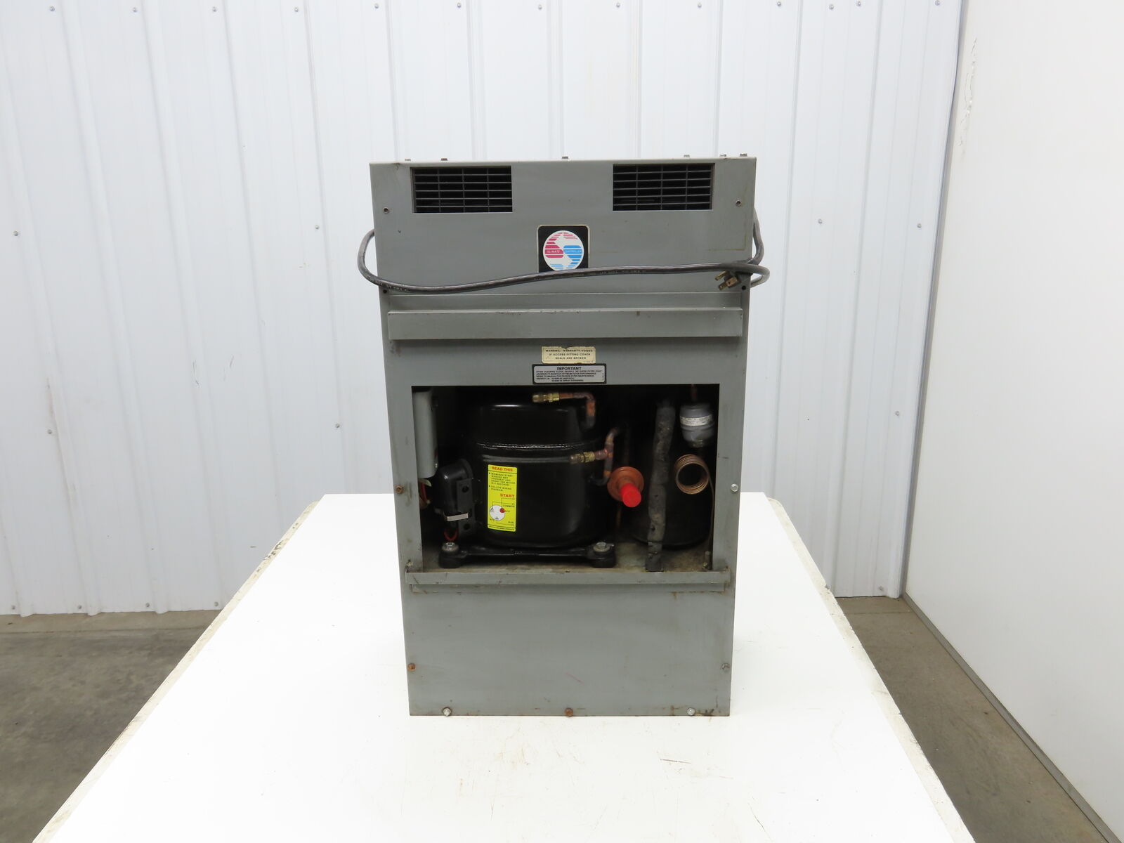 Mclean Midwest 28-0416-007 Electrical Enclosure Air Conditioner AC 4000 BTU 115V
