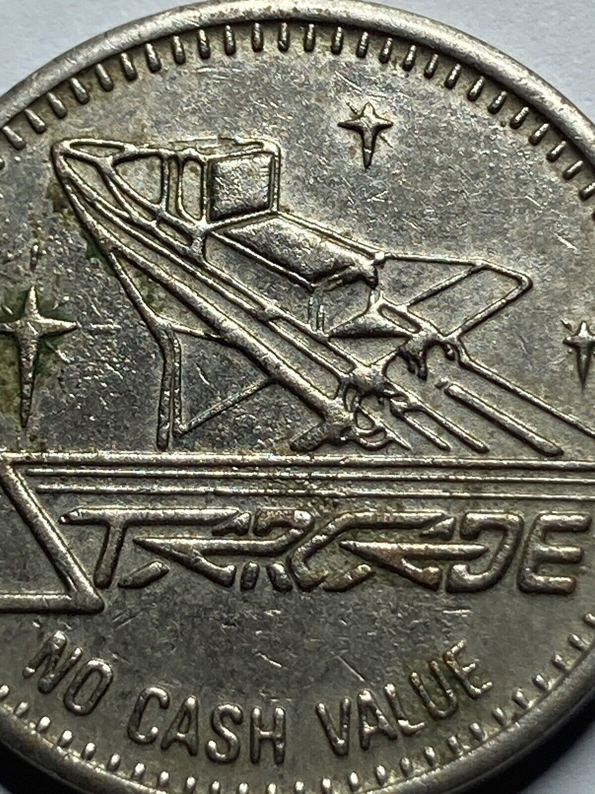 RARE AND BEAUTIFUL STARCADE VINTAGE TOKEN WITH SPACE SHUTTLE SILVER TONE (#01)