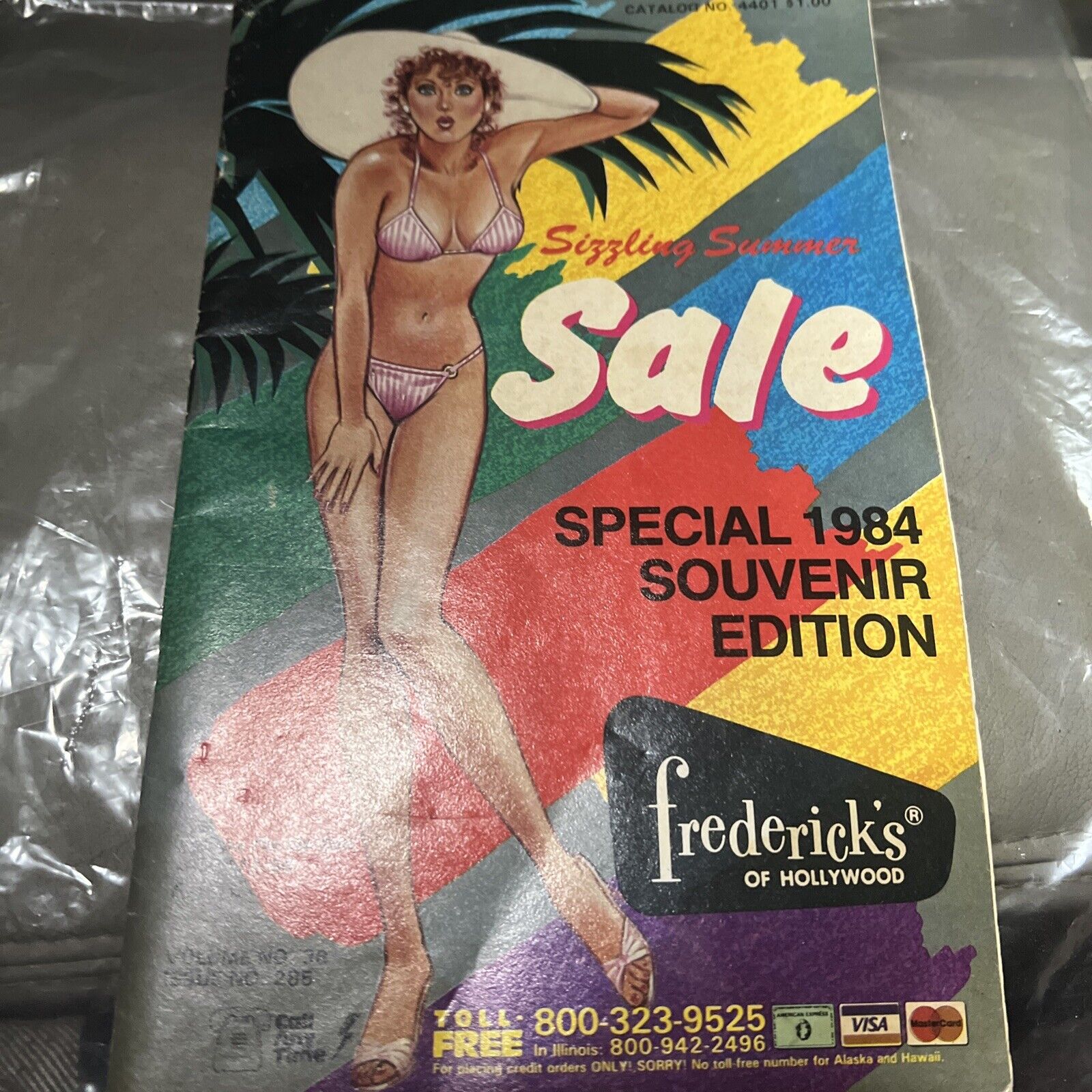 FREDERICK'S OF HOLLYWOOD VINTAGE CATALOG Sizzling Summer EDITION 1984