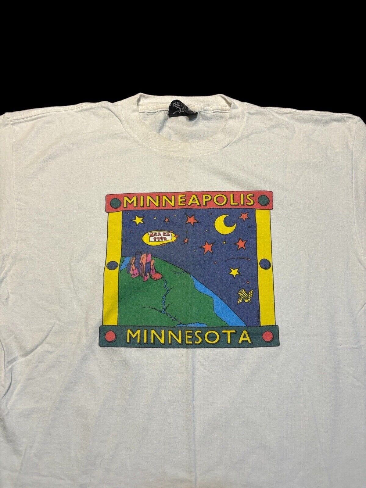Vintage Minneapolis Minnesota T Shirt Single XL  1995 NEA RA Art Shirt