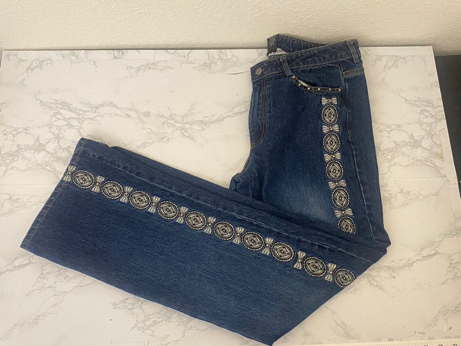 Gordon James Blue Jeans 9/10 Bootcut Embroidered Dark Wash Denim C1