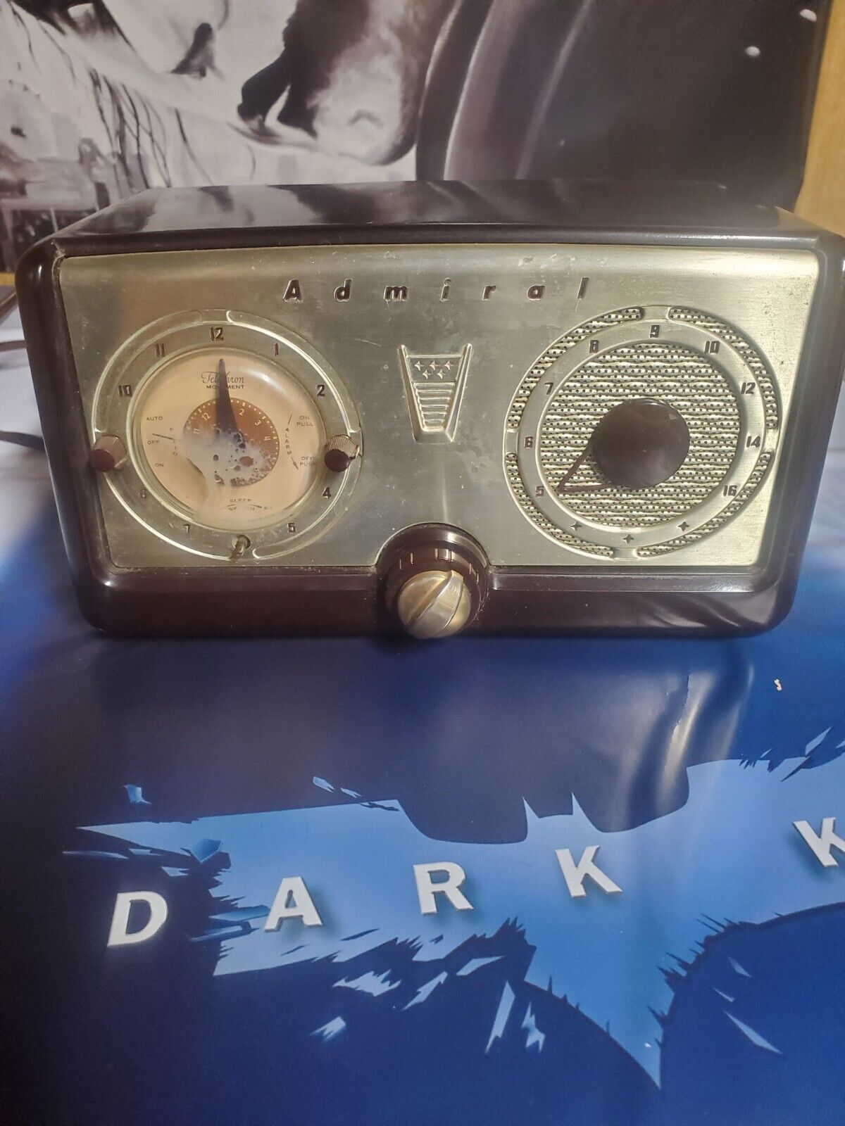 Admiral Model 5a32 Brown Bakelite And Metal Alarm Clock AM Radio