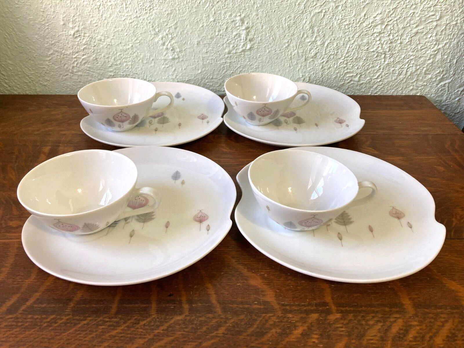 Vintage Mid-Century Summit Fine China Snacks Plates & Cups Japan 8 piece