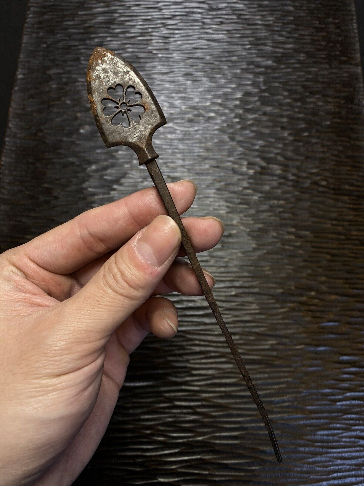 signed Sakura Sukashi broad blade Yajiri arrowhead, Edo Antique, Samurai arrow