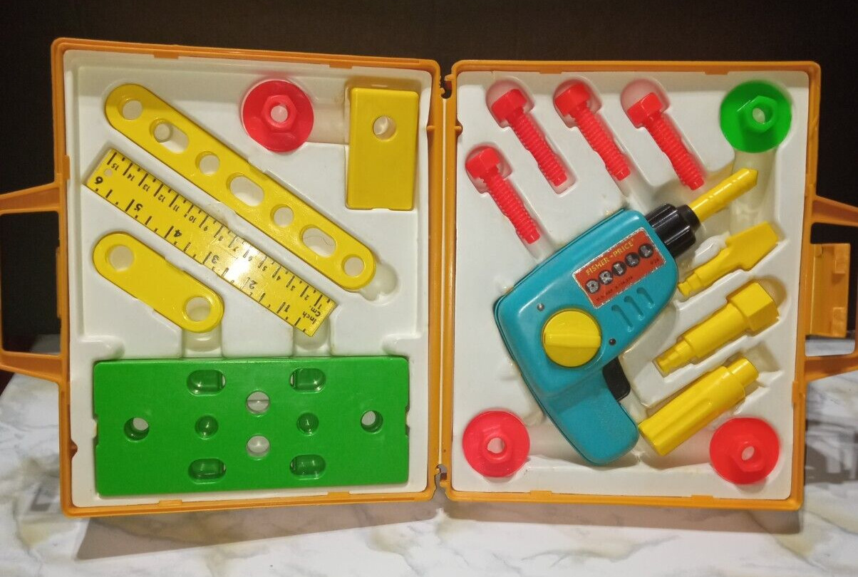 🛠️ Vintage 1977 Fisher Price Tool Kit Complete #924 NICE 🛠️ TOY 🛠️