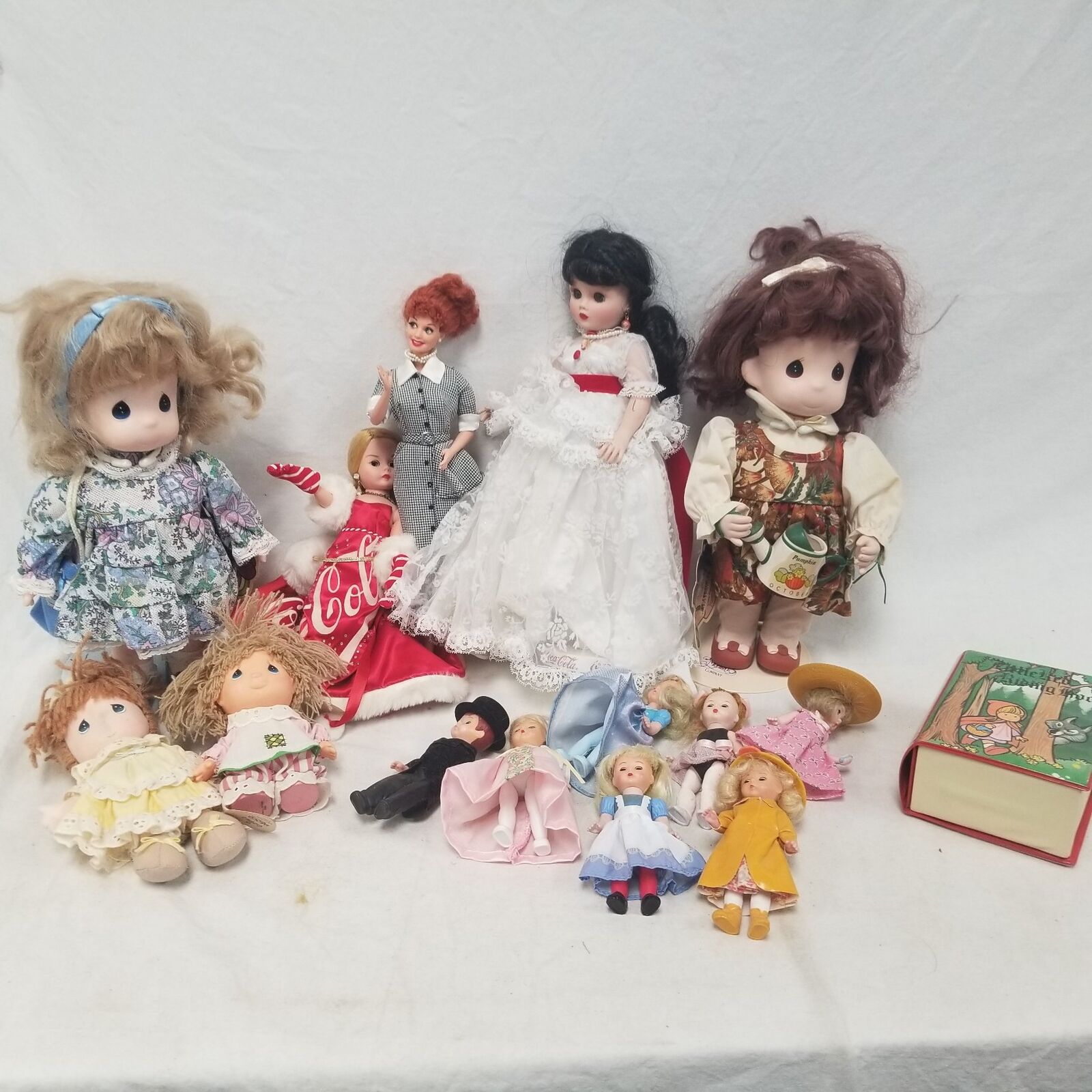 Lot of Vintage Dolls Mixed Ages & Sizes