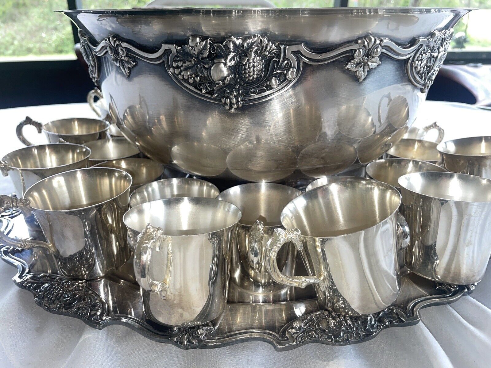 VINTAGE WALLACE SILVER  PLATE HARVEST  PUNCH BOWL w/ 24  CUPS & PLATTER