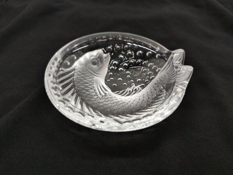 Lalique Koi fish clear frosty crystal round dish tray bowl France French signed