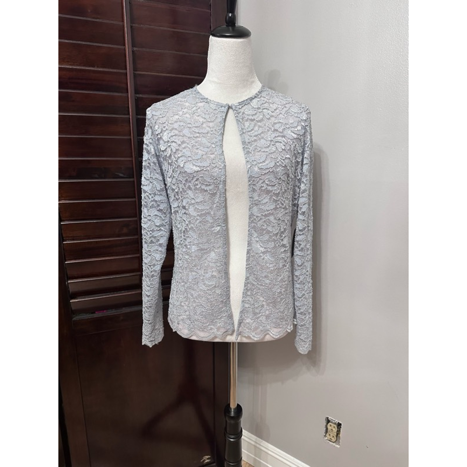 Marina Womens Evening Jacket Gray Floral Waist Length Buttons Collarless 4 New