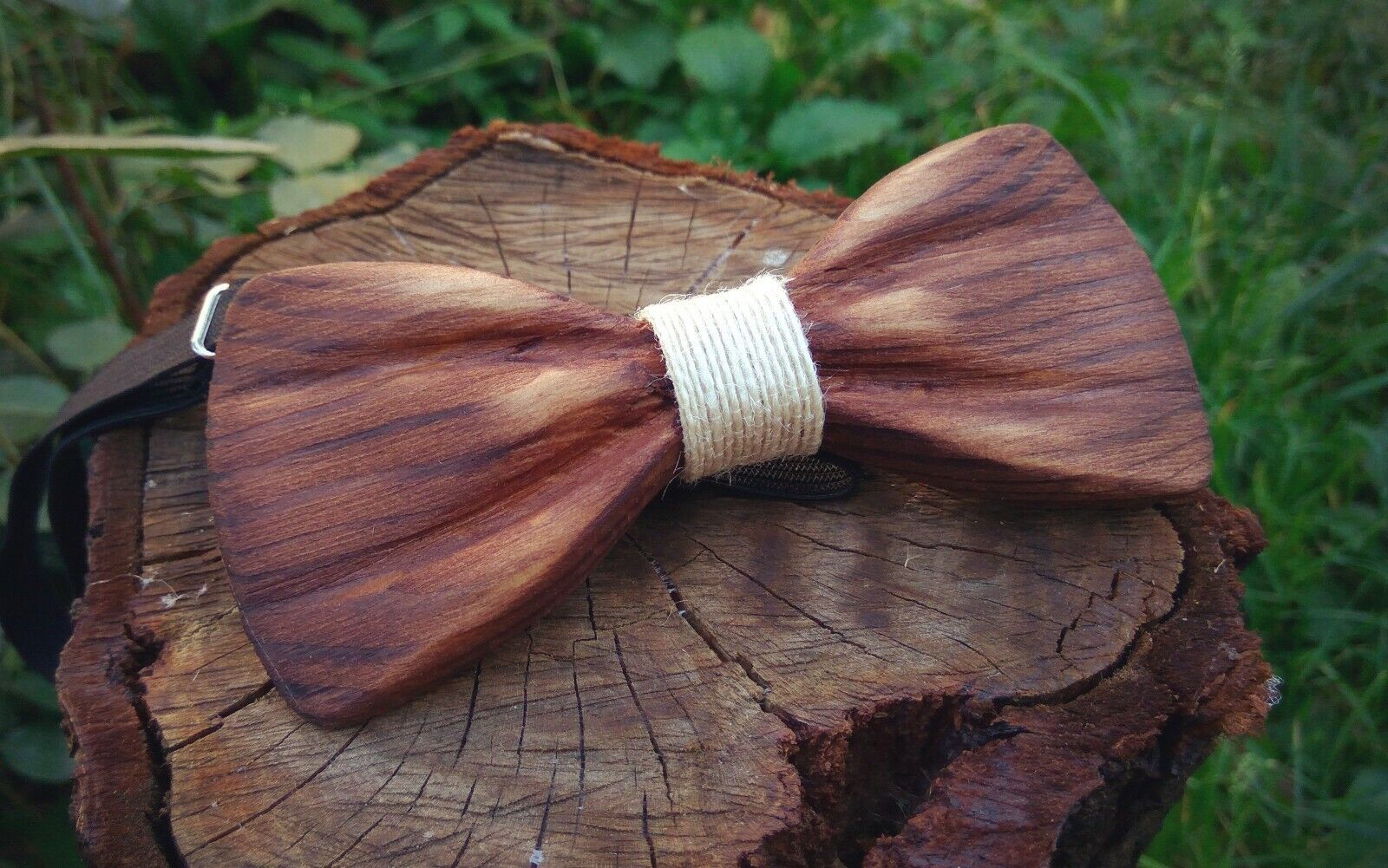 Men Fashion Handmade Wooden Bow Tie Novelty Wedding Wood Tuxed Bowtie Necktie