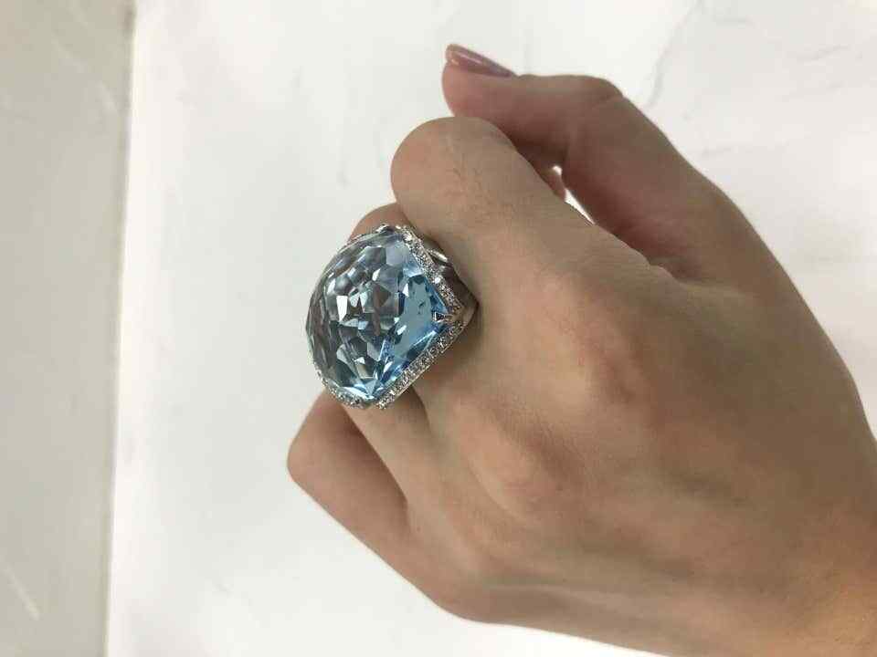 Handmade Huge Very Clear 23.56CT Blue Topaz With Shiny CZ Fashion Party Ring