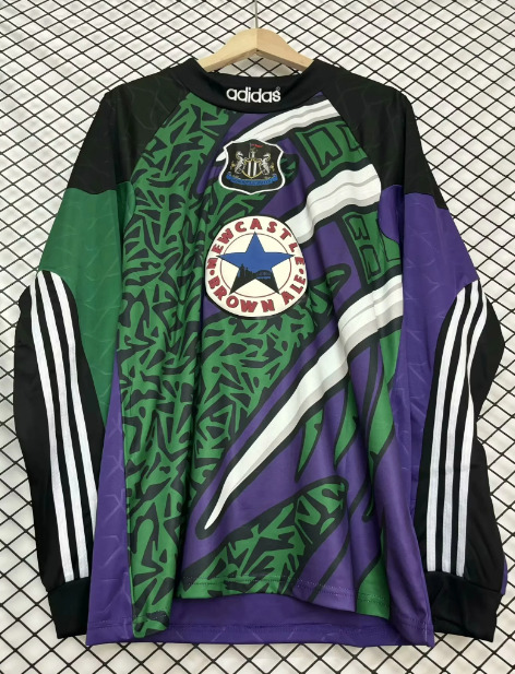 Retro 1995-1996 Newcastle United GK purple long sleeves soccer jersey size XL