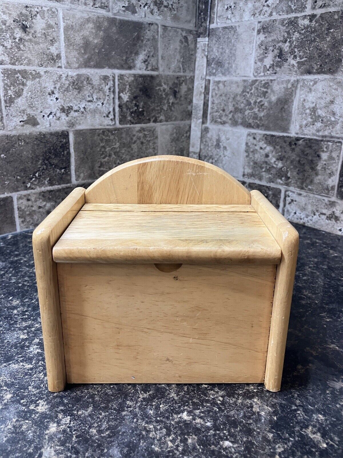 Vintage Wood Recipe Box , Made In Taiwan 