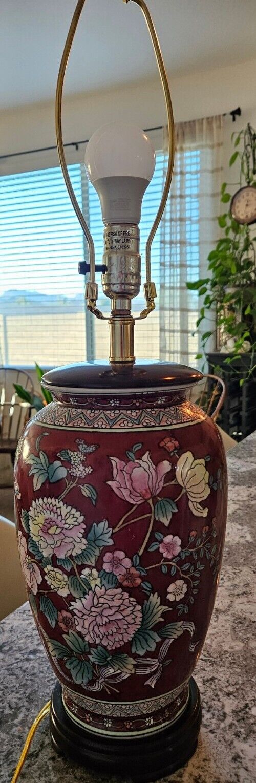 Vtg Chinoiserie Urn Chinese Asian Style Table Lamp Ceramic Porcelain Red Floral