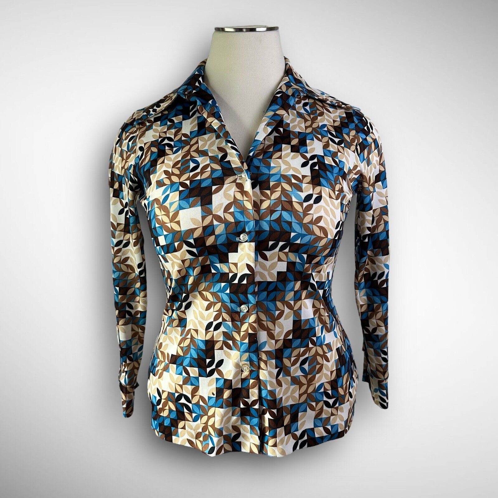 Vintage 70s Women’s Button Up Shirt Pointed Collar sz 18/XL Blue & Brown Pattern