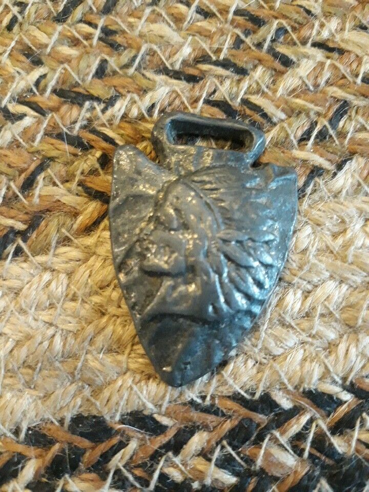 Vtg Native American Indian Chief Arrowhead Metal Pendant Tribal Jewelry Carved