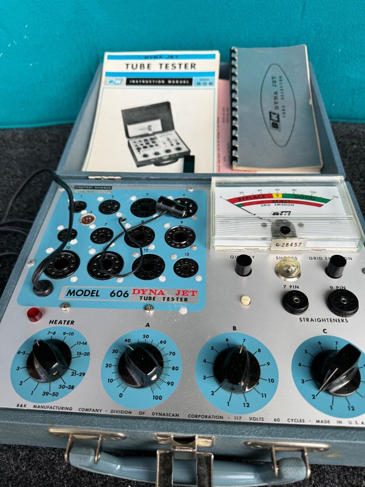 B & K Model 606 Dyna Jet Tube Tester with Manuals 