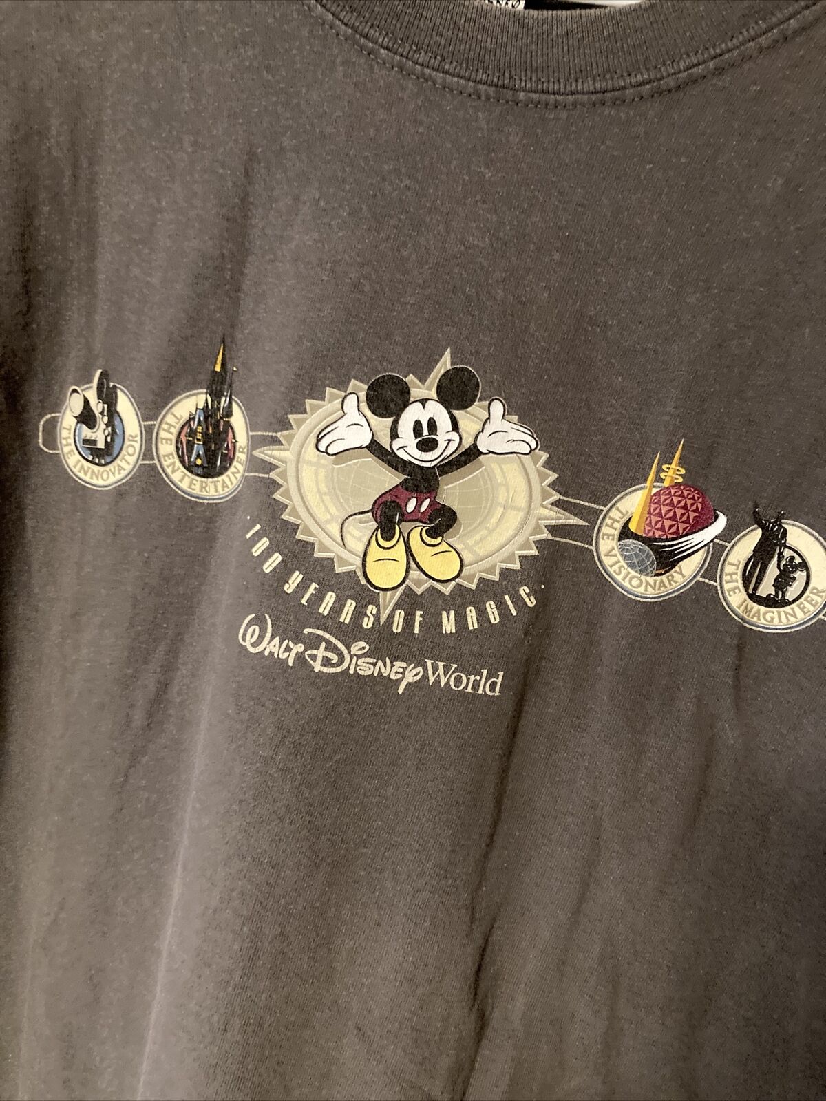 Vintage Walt Disney World 100 Year Anniversary T Shirt 100% Cotton - XL (24x28)
