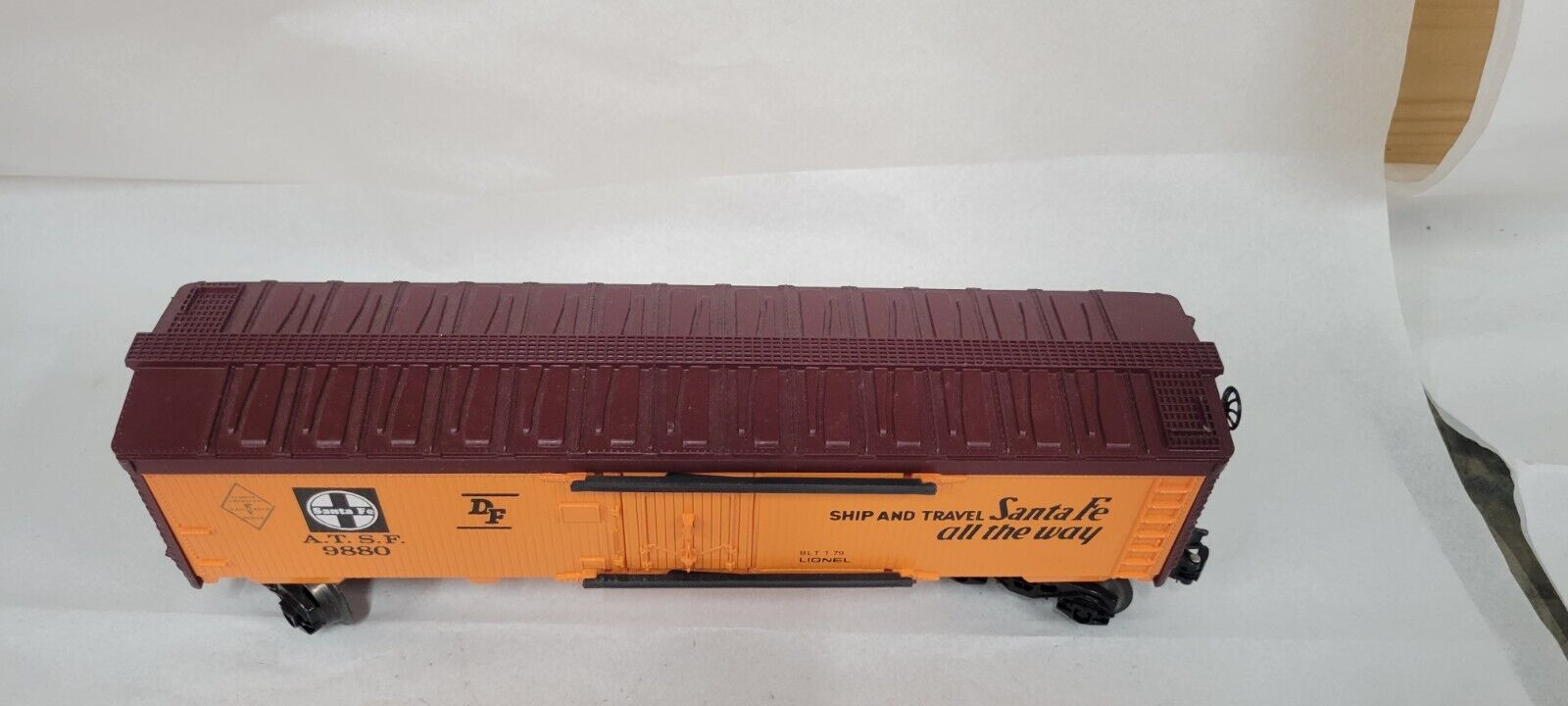 Lionel 6-9880 O Gauge AT&SF Famous American Railroad Refrigerator Car /Box