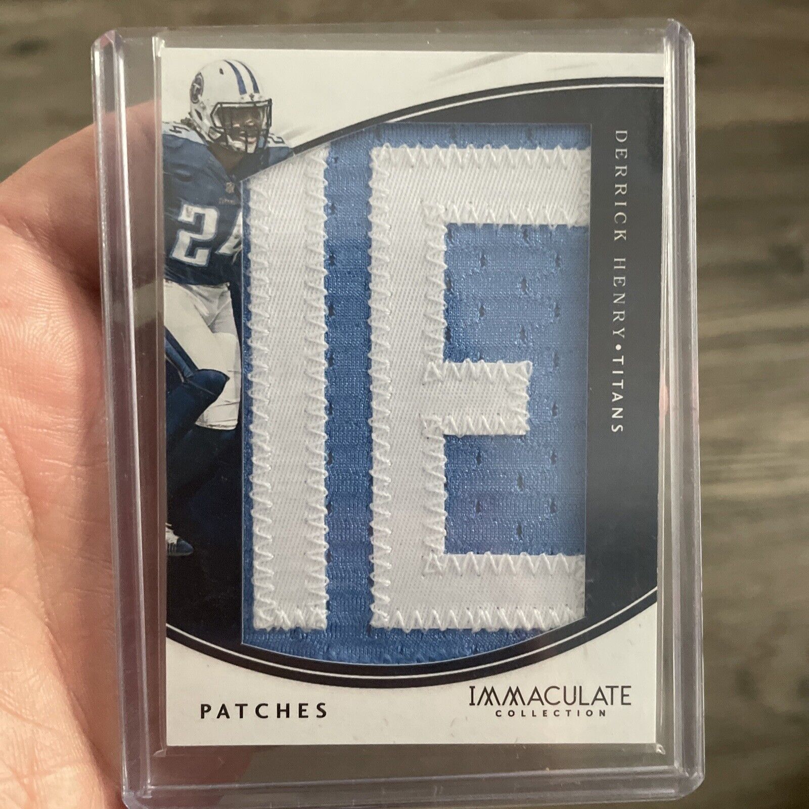 Derrick Henry 2016 Immaculate Patches 9/10 Rookie authentic player worn patch 