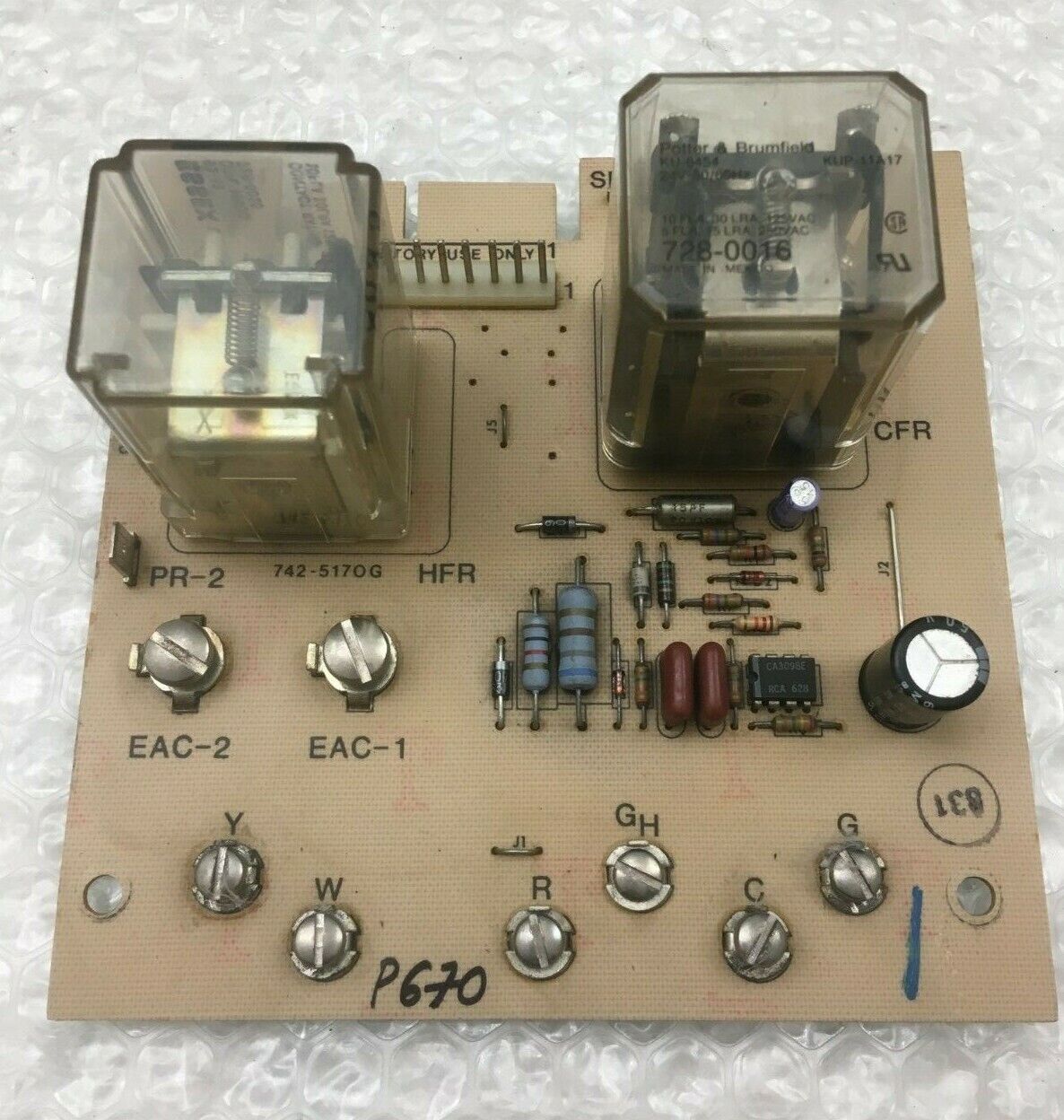Carrier Bryant HH84AA009 Furnace Control Circuit Board used #P670