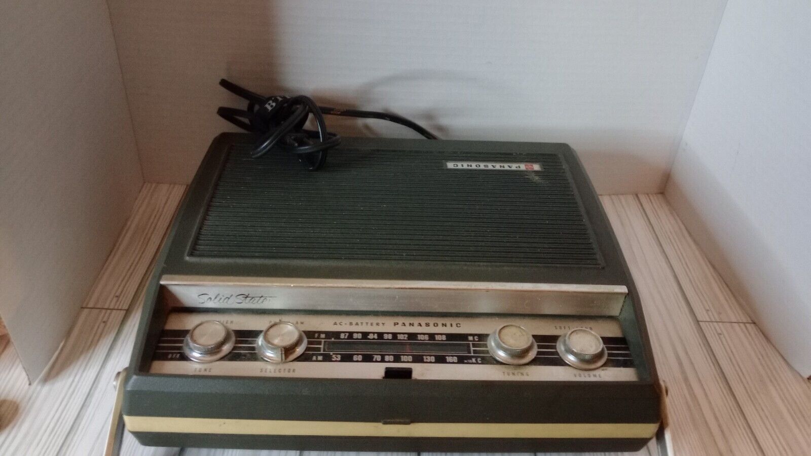 Panasonic SG-571  FM-AM Phono Portable Tested and Working
