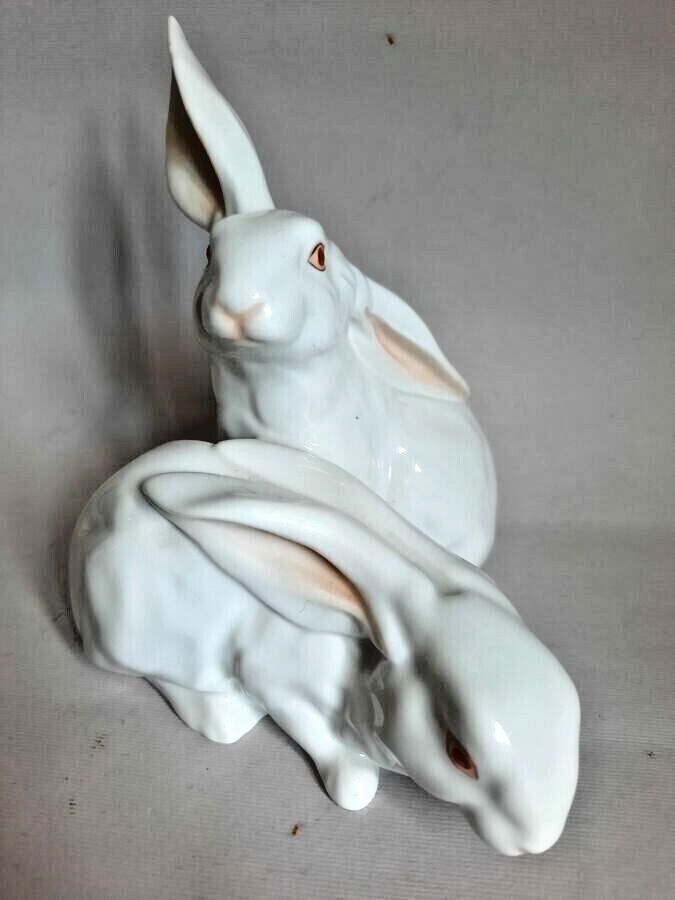 Gorgeous Herend Glazed Porcelain Figurine Rabbits Statue 6\