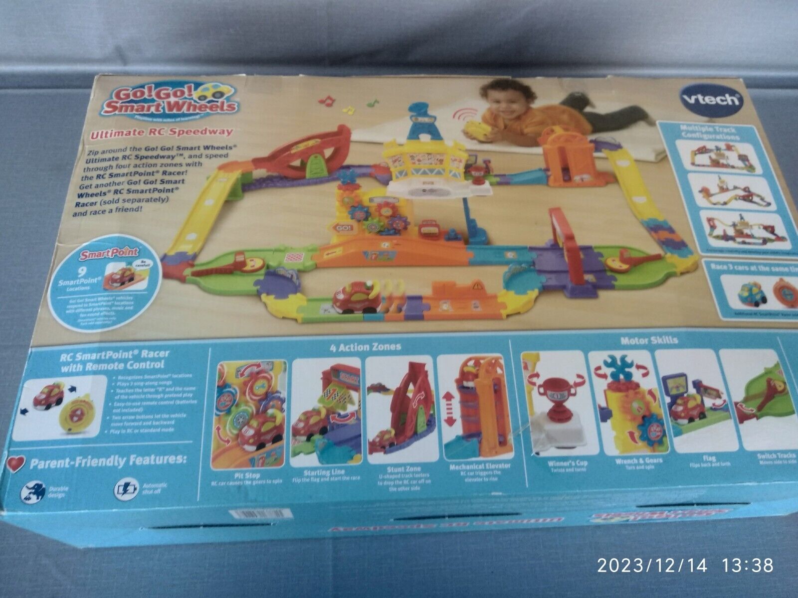 VTECH GO GO SMARTWHEELS ULTIMATE RC SPEEDWAY,  NEW IN BOX