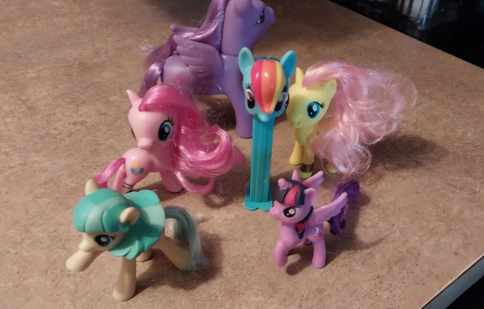 My Little Pony Lot Of 6 Varies in Sizes Includes One My Lil Pony Pez Dispenser