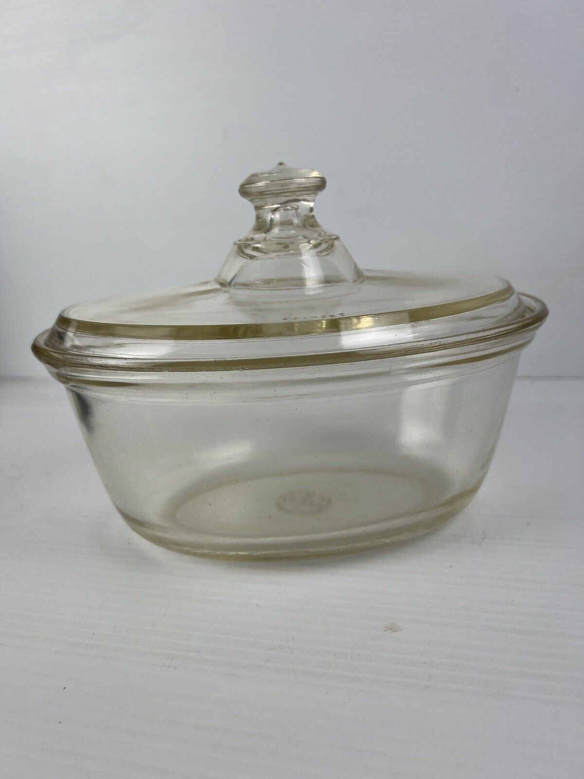 Antique/Vintage 1915-1920s Pyrex Glass Oval Casserole With kid 293-297 1 Quart