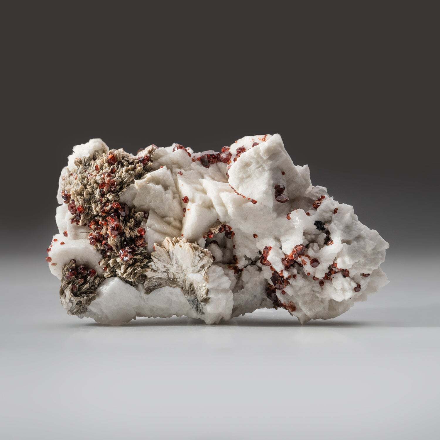 Red Garnet with Muscovite on Albite Matrix from Fujian Province, China