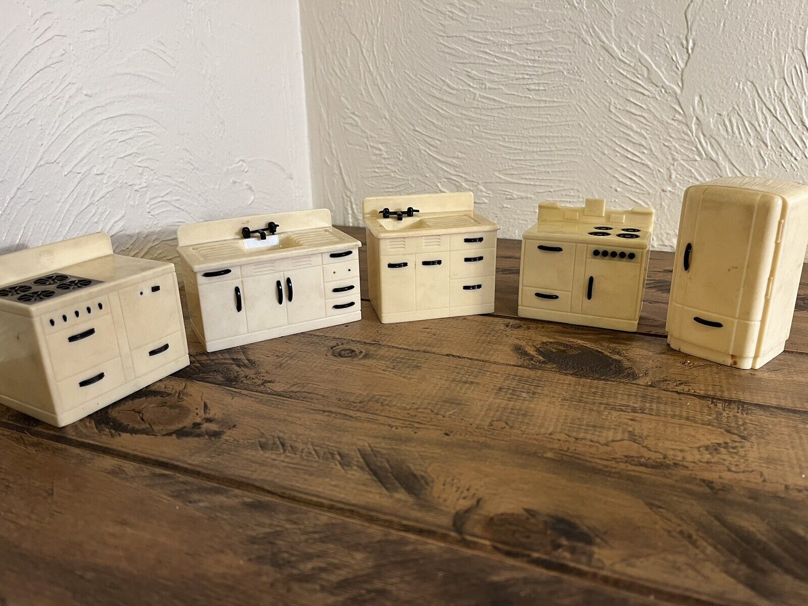 Renwal VTG KITCHEN Dollhouse Furniture Miniature Ideal Plastic 1:16 5pc Lot
