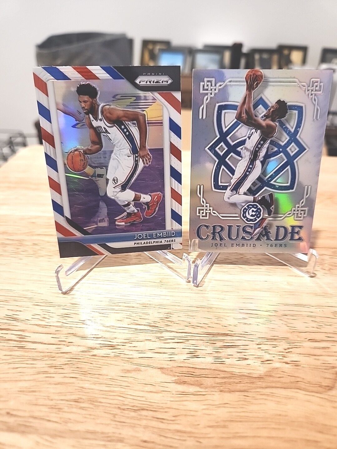 2018-19 Prizm RED WHITE BLUE REFRACTOR SP JOEL EMBIID Sixers 76ers + 1 Read