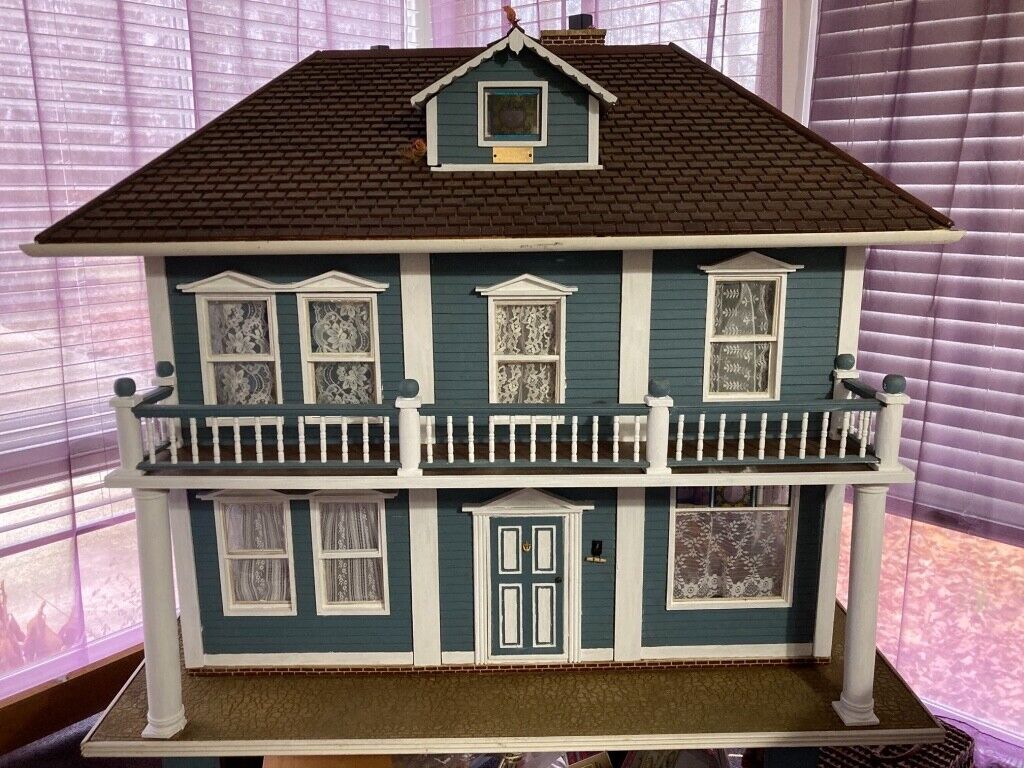Hand Made 7 Room 1:12 Dollhouse Displayed at 83' Cleveland Home & Garden Show 