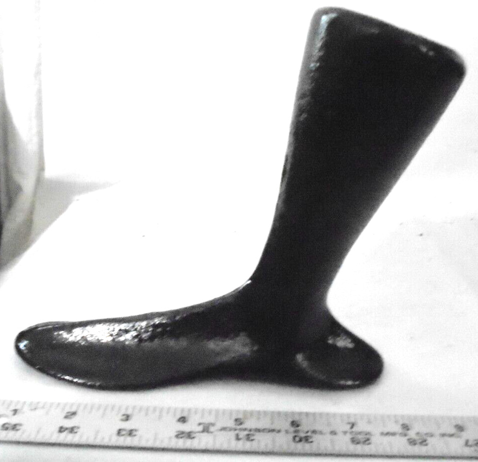 Vtg Antique Cast Iron Metal Cobbler Childs Small Shoe Boot Form Molds Anvil Vase