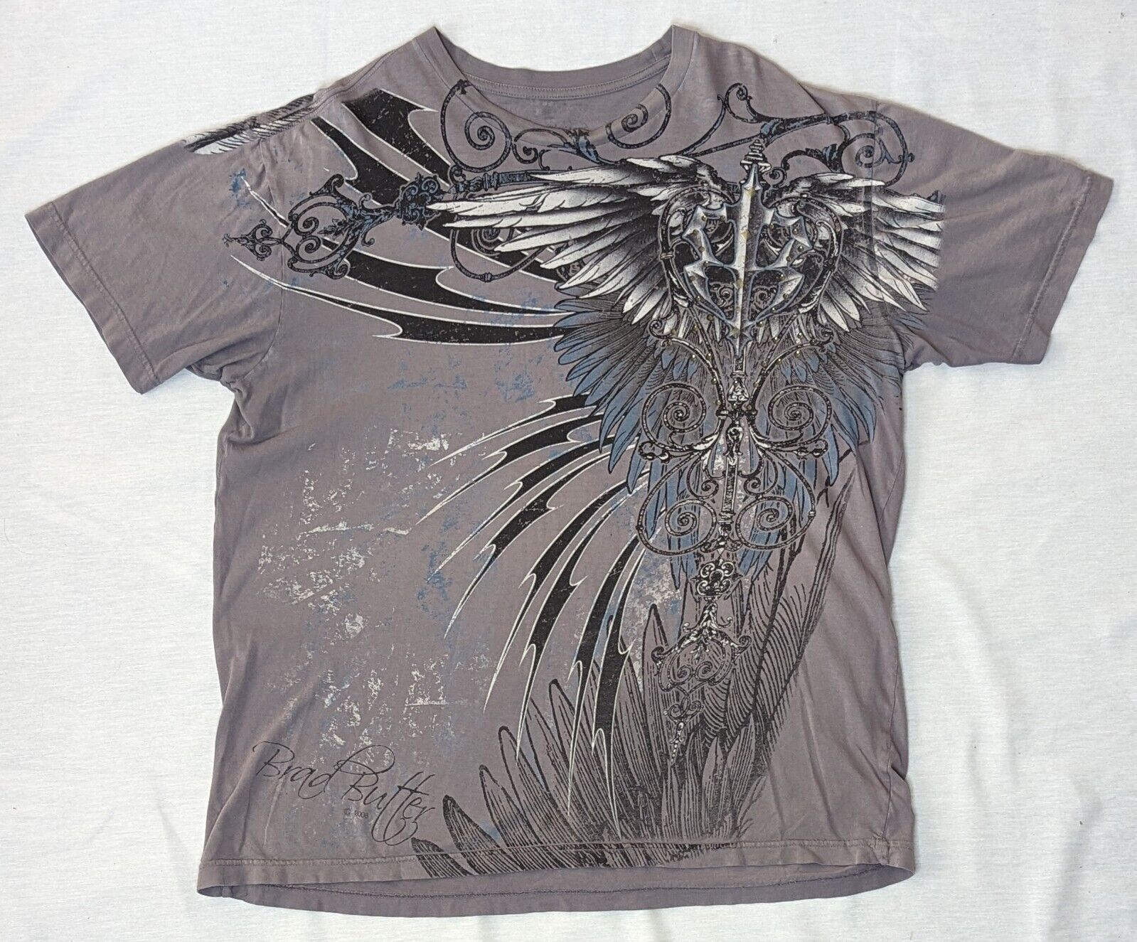Brad Butter Mens Size XL Extra Large Short Sleeve Gray T-Shirt Wings Graphic T