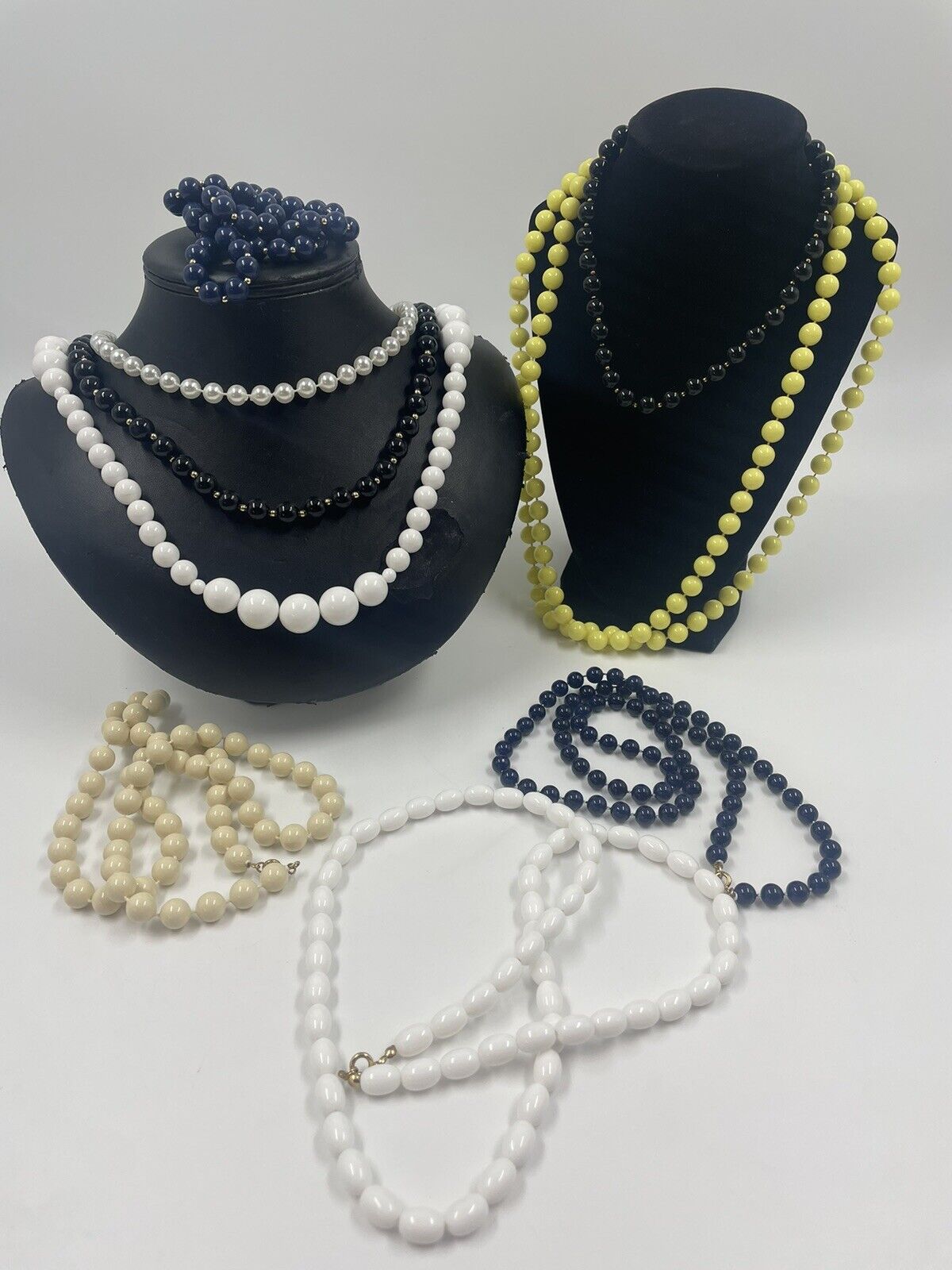 beaded necklace lot vintage mid century modern Classic Navy Black Yellow White