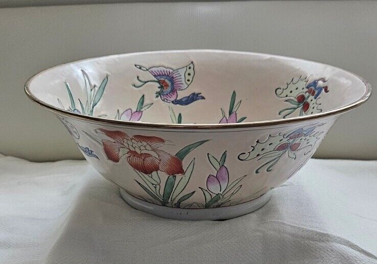 Vtge Chinese Lilies & Frittaliaria Porcelain Bowl