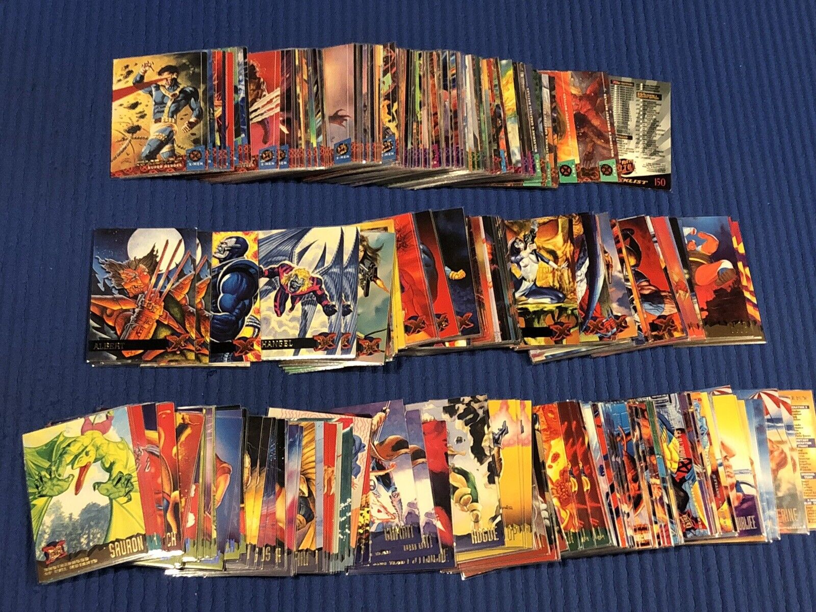 HUGE LOT 1994 1995 FLEER ULTRA X-MEN 300+ Cards In Plastic Sleeves NM/Mint