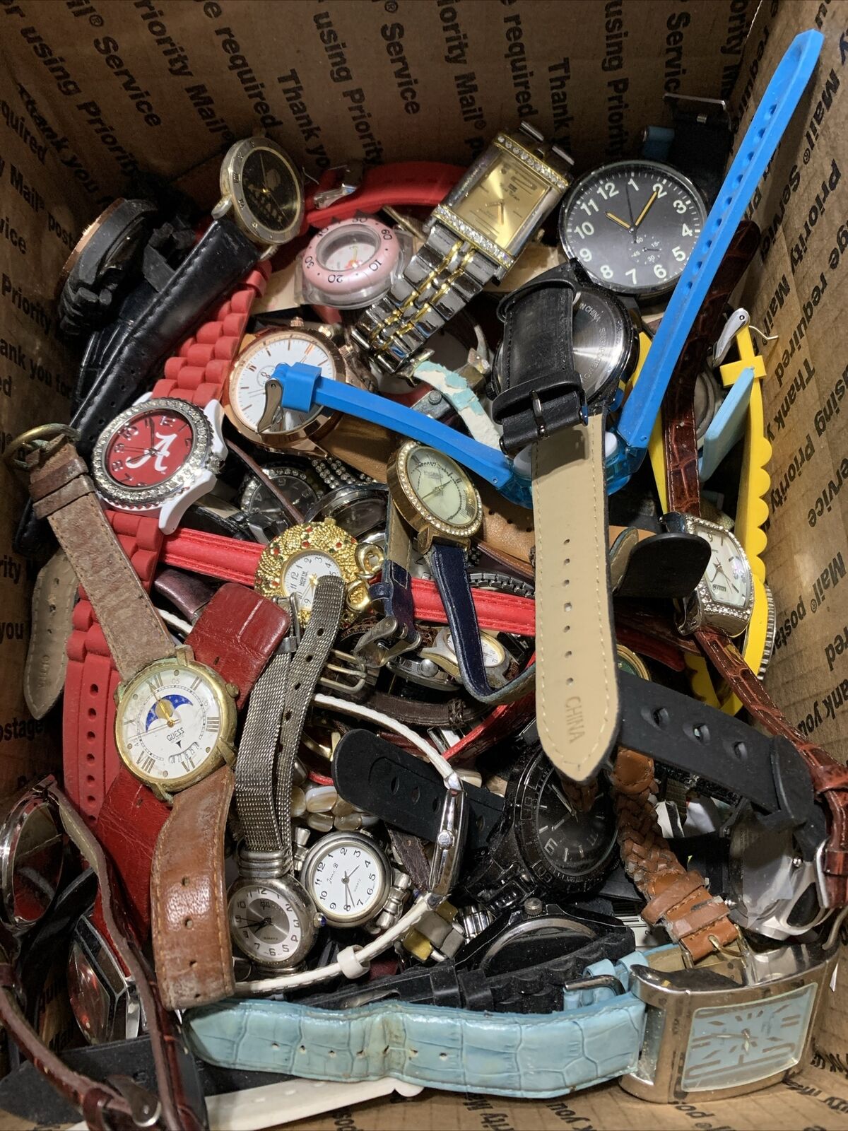Watch Lot of 100  Watches  For Parts Or Repair Some Need Batteries