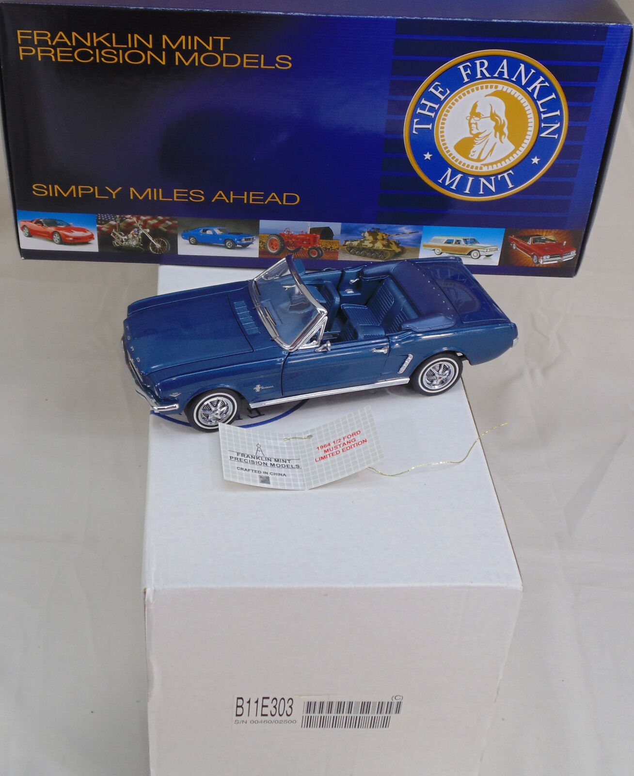 Franklin Mint 1964 1/2 Ford Mustang Limited Edition Blue Convertible 1/24 Car 