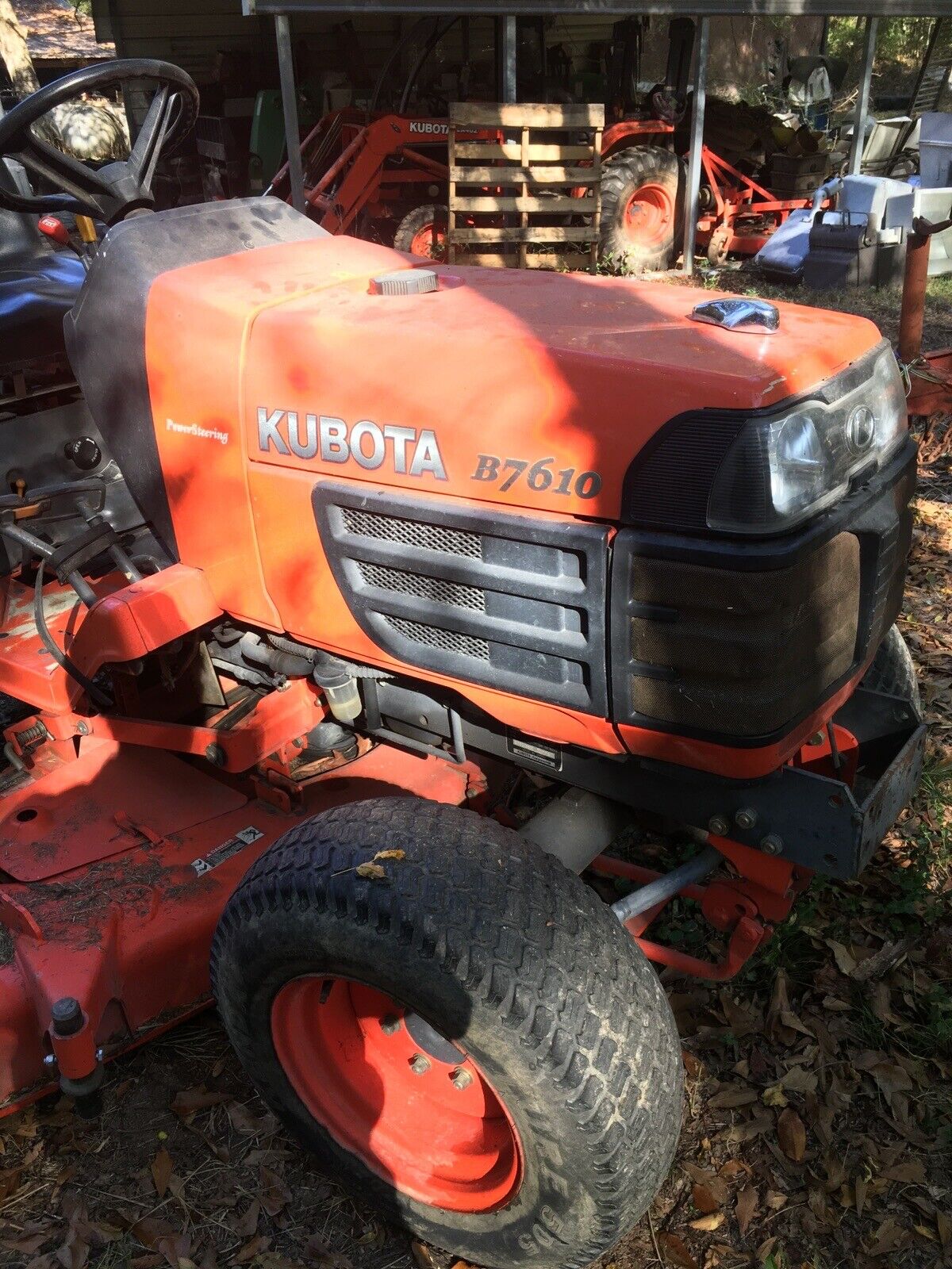 2006 kubota tractor B7610, 60” Belly Mower, Can Deliver