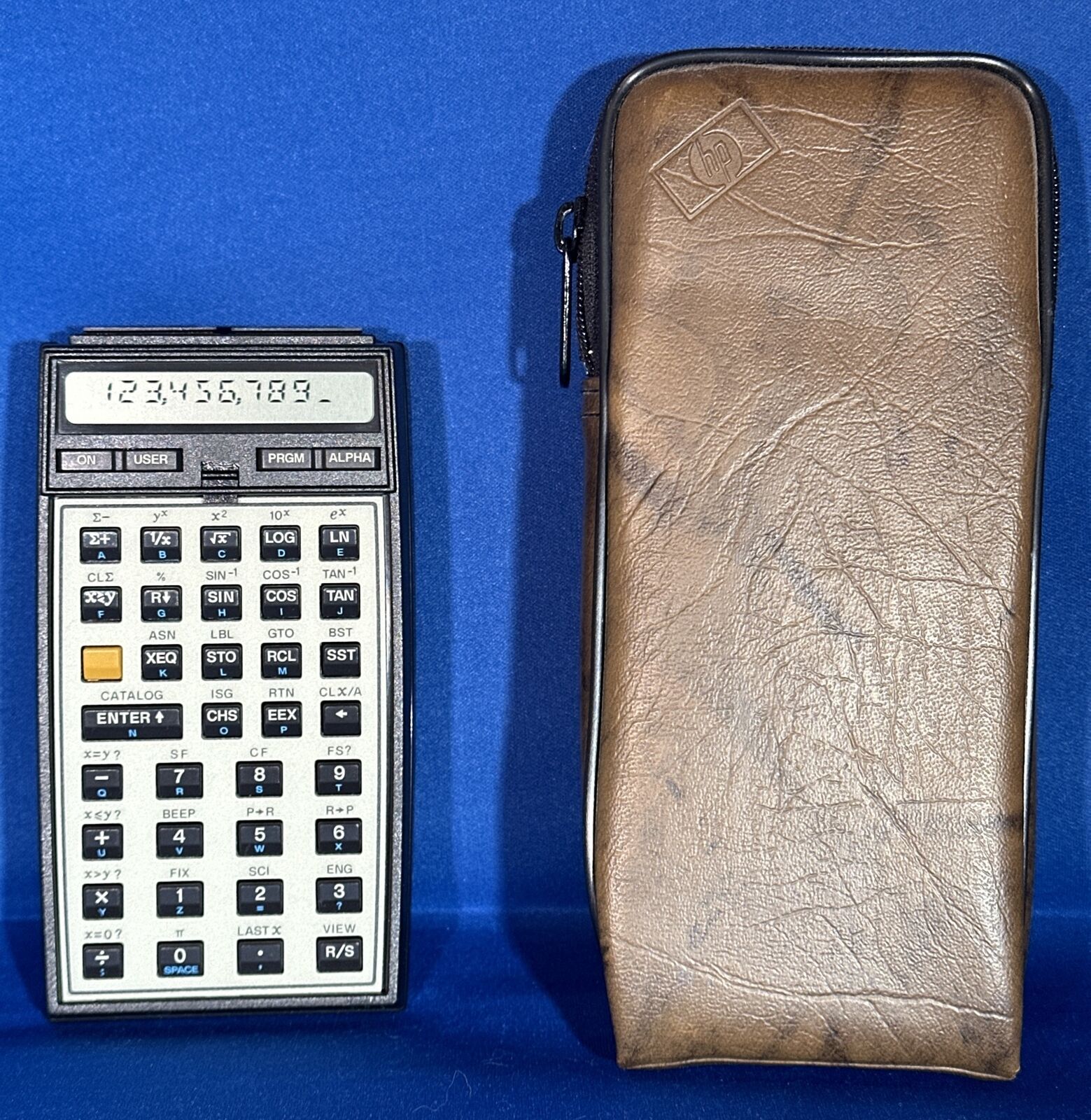 Hewlett Packard HP 41 CX Vintage Calculator w/Module Covers Batt Tray WORKS FINE
