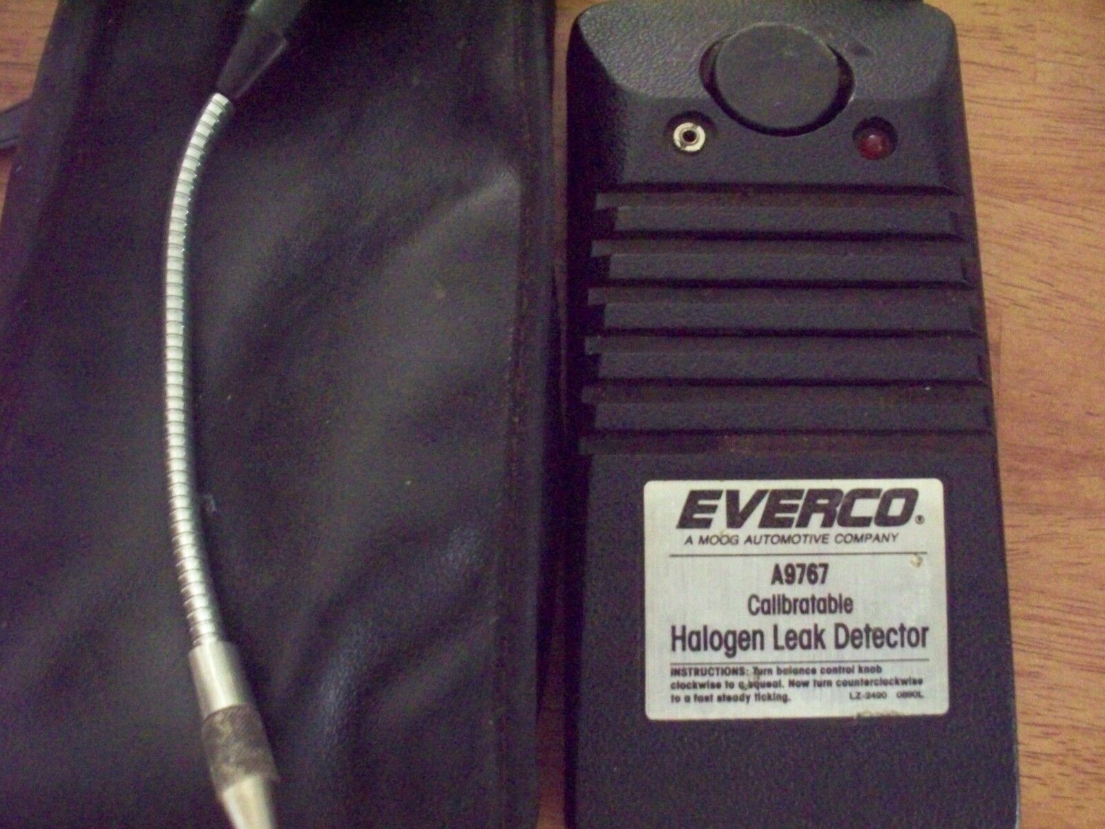 HVAC EVERCO A9767 HALOGEN LECK DETECTOR WITH CASE WORKS  GOOD
