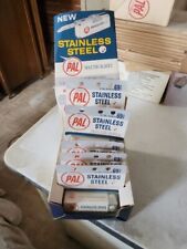 Vintage Pal Dispenser and 5 Injector Razor Blades New Unused in Box picture
