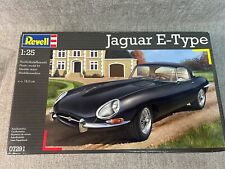 Revell 1:25 1961 Jaguar E-Type Model Kit 07291 picture