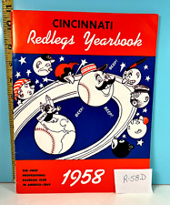 1958 Cincinnati Reds Official Baseball Yearbook EXMT picture